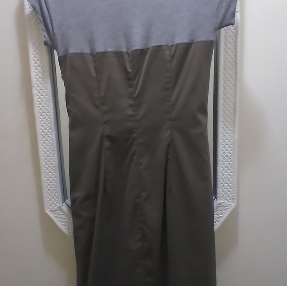 BCBG MAXAZRIA Dress, Size 04, Color Grey and Taupe - Picture 5 of 5